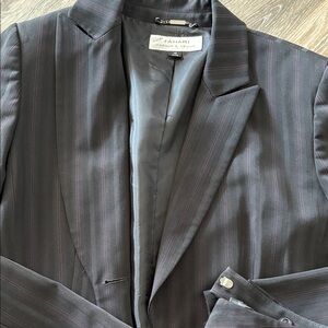 Tahari women’s Black pants suit with purple Pinstripe